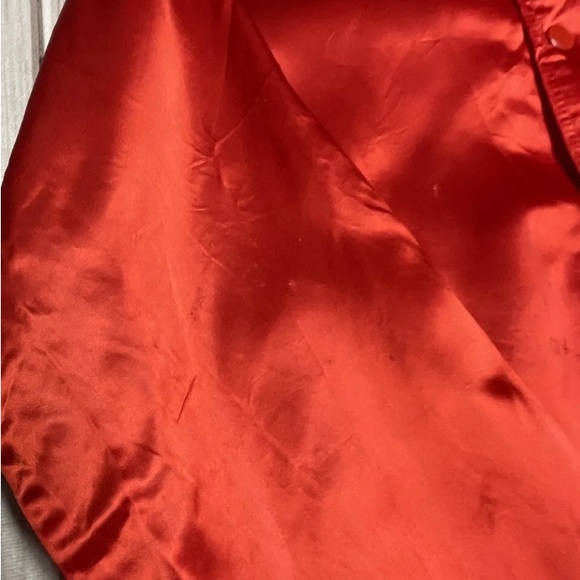 California Size Medium Satin Bomber Style Jacket Red With Ferrari Logo - Picture 4 of 11